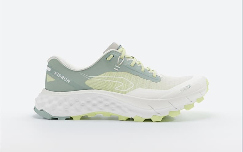 トレイルランニングシューズ レディース 軽量クッション ランニングシューズ