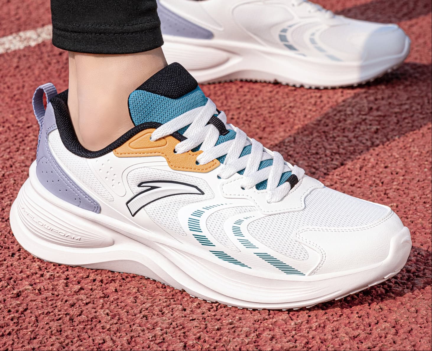 トレイルランニングシューズ メンズ 軽快ウェーブ クッション ランニングシューズ