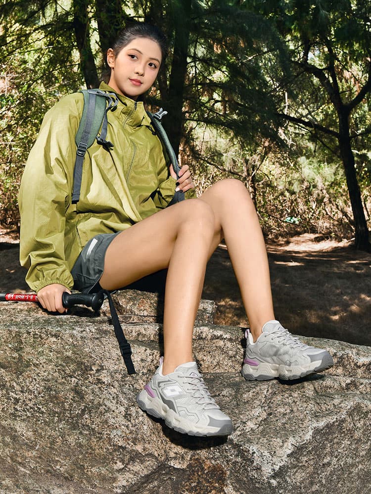 トレイルランニングシューズ トレイルランニングシューズ 山岳征服 波状ソールシューズ