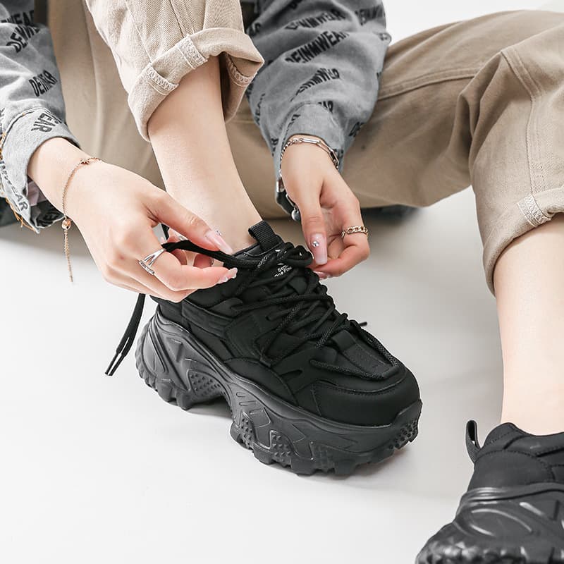 トレイルランニングシューズ 厚底ワイルドグリップ レディーストレイルシューズ
