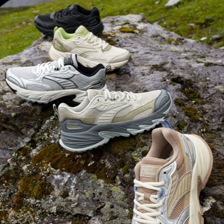 トレイルランニングシューズ 山岳征服 軽快トレイルシューズ